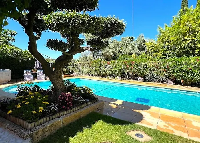 Le Jardin De Mae